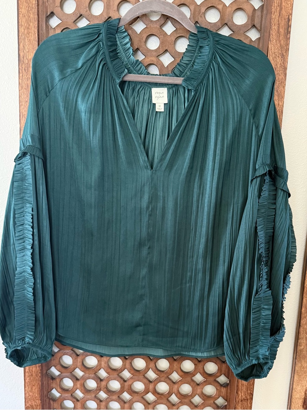 Roan + Ryan Emerald Green Pleated Satin Blouse Medium